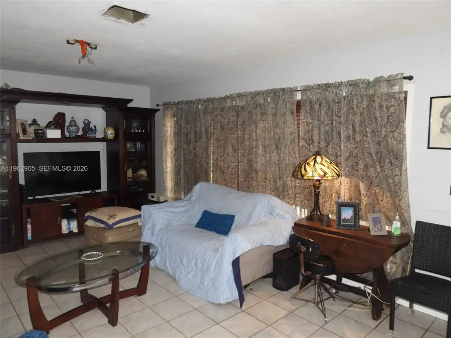 1040 NW 149th St, Miami, FL 33168 - #3
