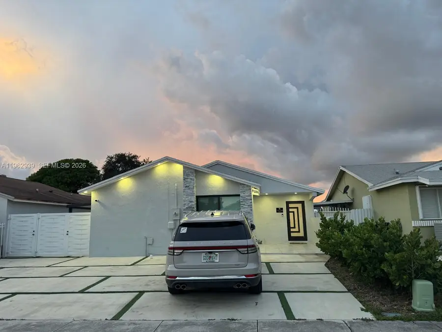 19234 SW 121st Ct, Miami, FL 33177 - #2