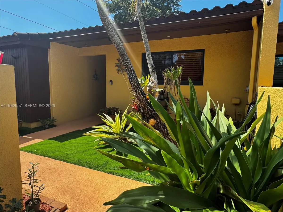 8720 SW 148th Pl, Miami, FL 33193 - #1