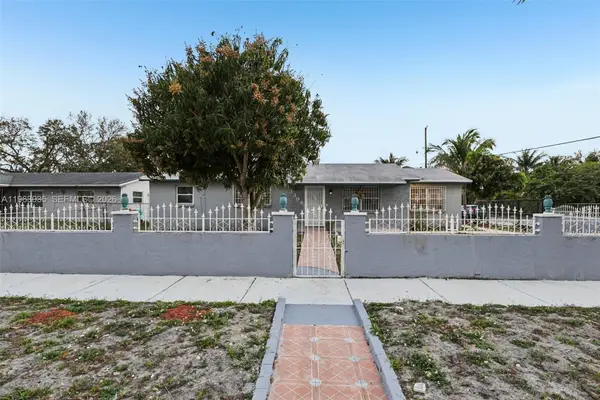 3398 NW 212th St, Miami Gardens, FL 33056