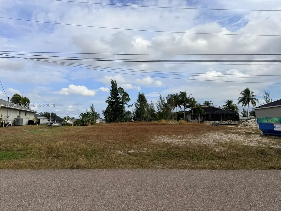 12th Pl, Cape Coral, FL 33909 - Image #2