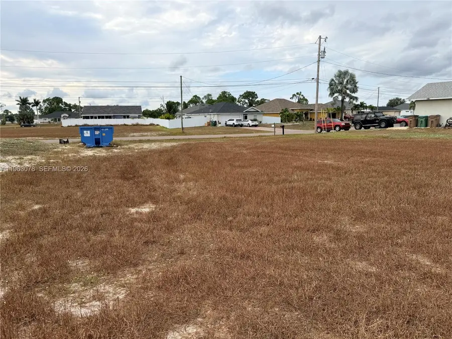 12th Pl, Cape Coral, FL 33909 - Image #3