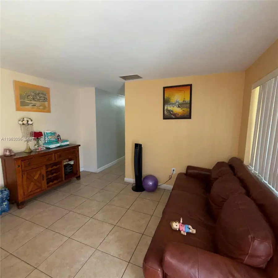 3050 NW 26th St, Miami, FL 33142 - Image #3