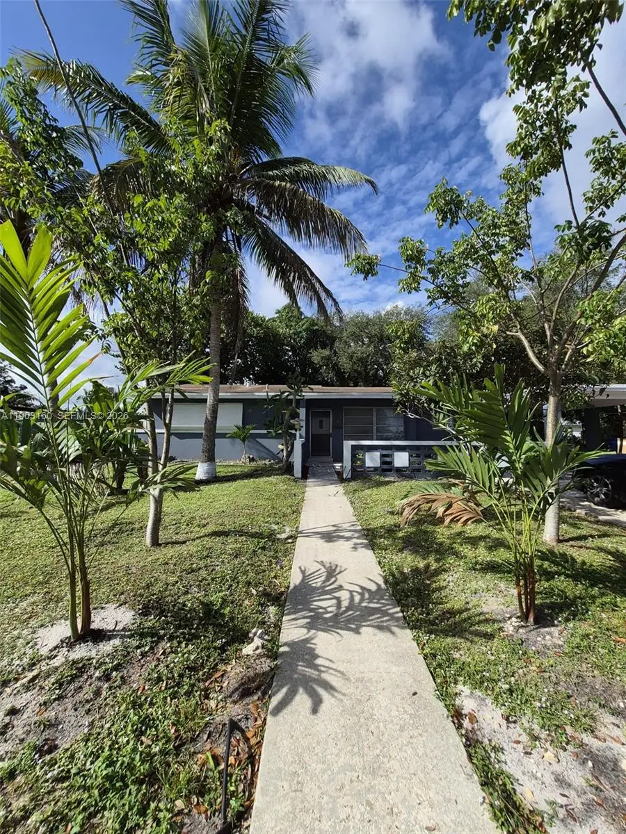 1711 NW 27th Ter, Fort Lauderdale, FL 33311 - #3