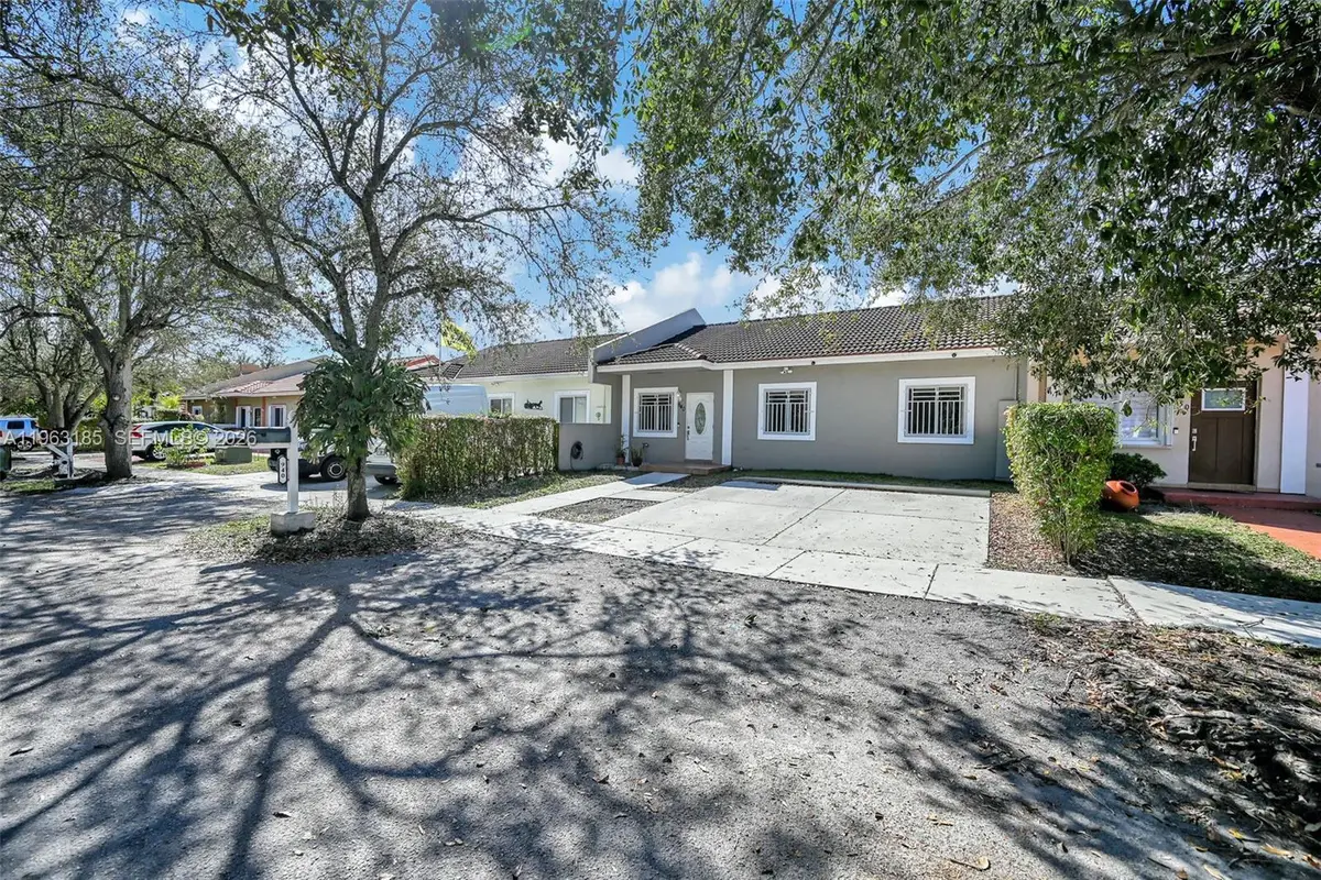 940 NE 13th Ave, Homestead, FL 33033 - #1