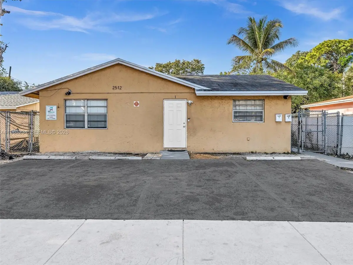 2512 NW 9th Pl, Fort Lauderdale, FL 33311 - #1