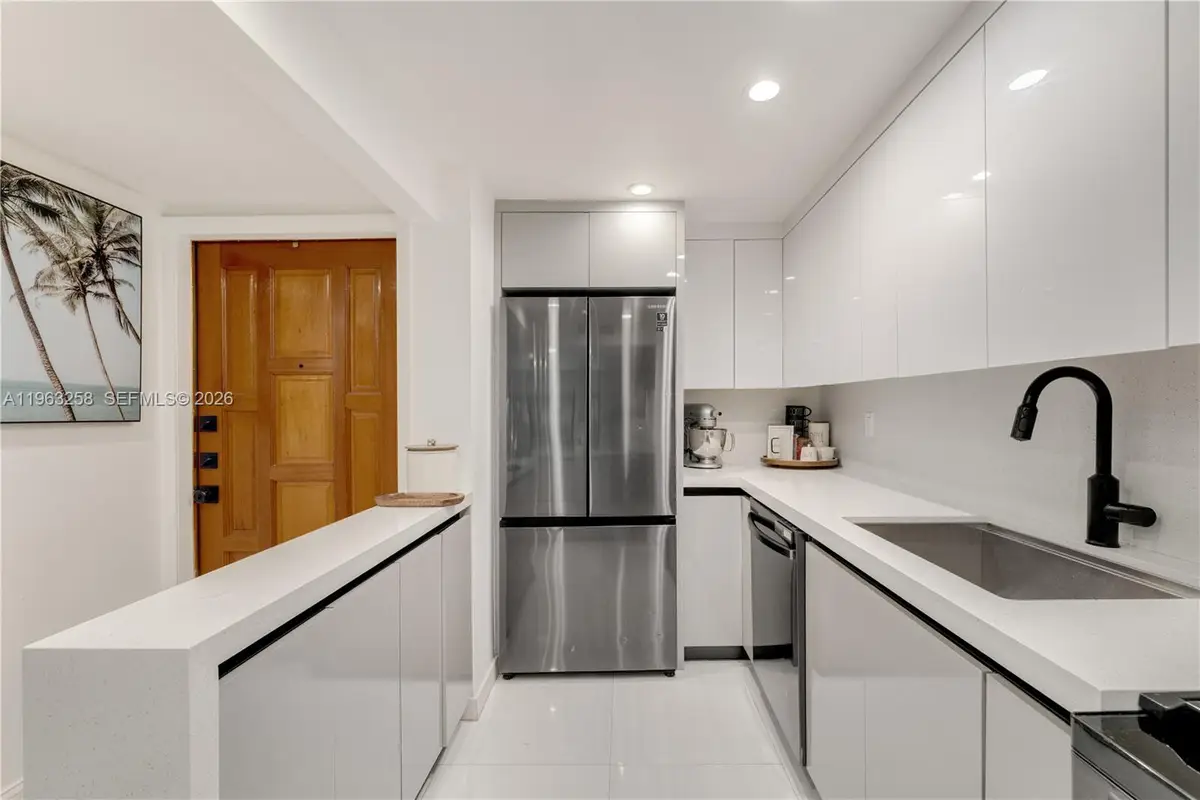 3214 W Trade Ave #III-5, Miami, FL 33133 - #1