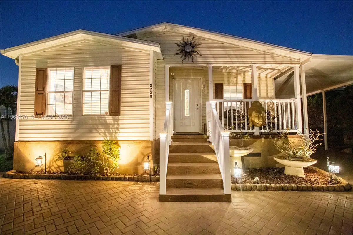 2228 SW 83rd Ave, Davie, FL 33324 - #1