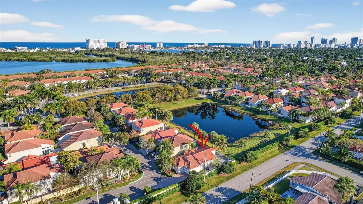 1150 Queen Palm Ct, Hollywood, FL 33019 - #1