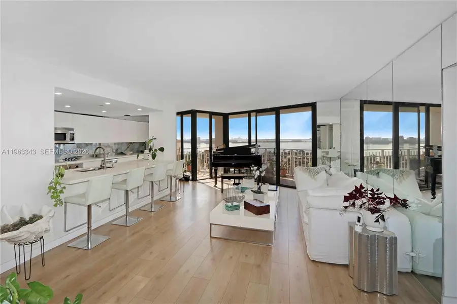 1000 Quayside Ter #1608, Miami, FL 33138 - #3