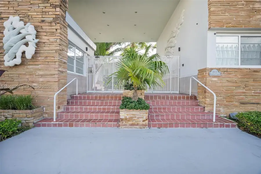 1925 Washington Ave #21, Miami Beach, FL 33139 - #3