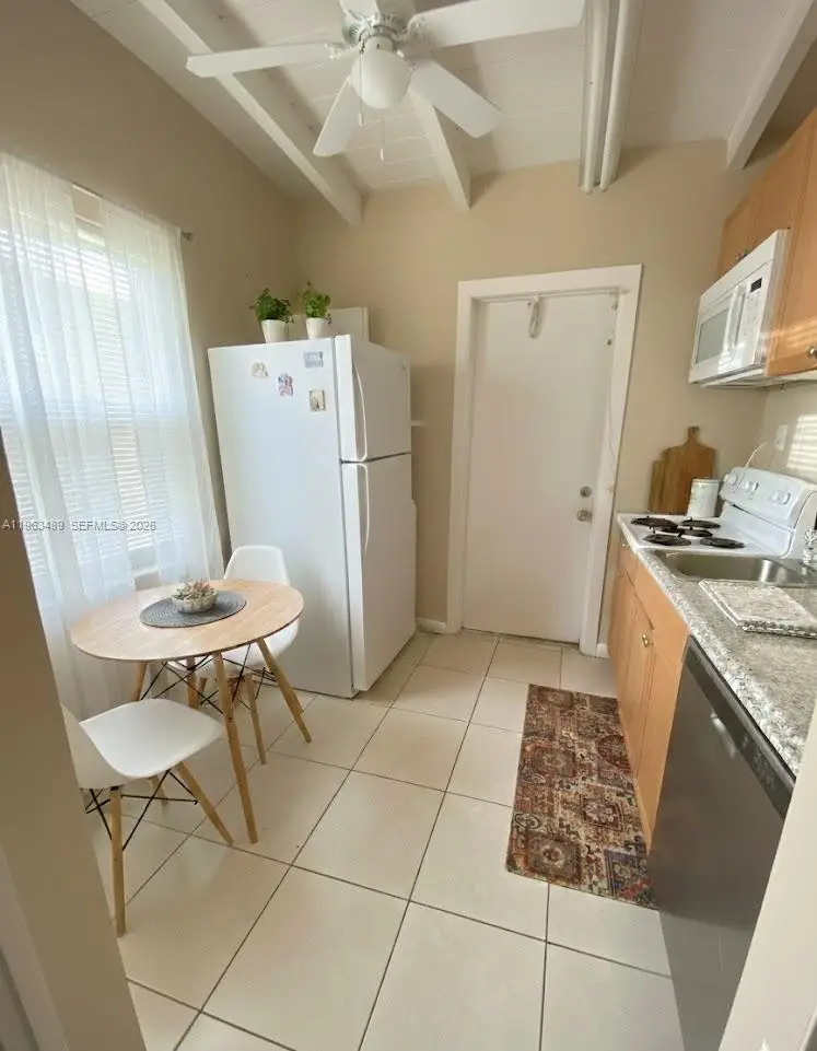 2349 NW 13th Ct, Fort Lauderdale, FL 33311 - #2