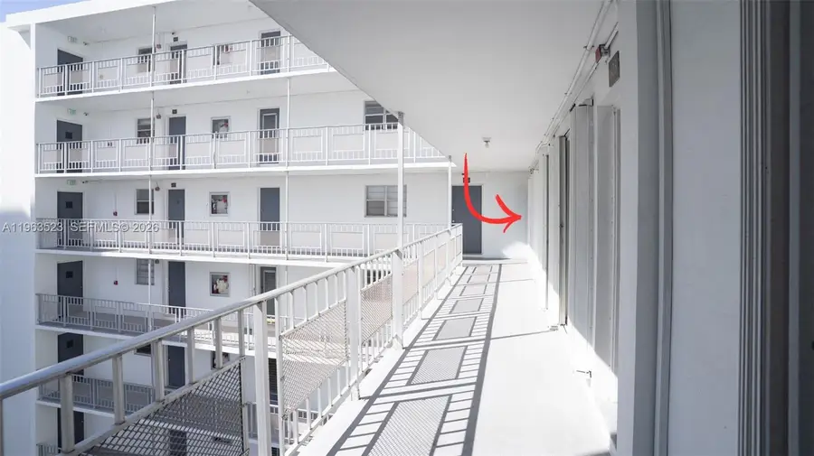 1340 Lincoln Rd #602, Miami Beach, FL 33139 - #2