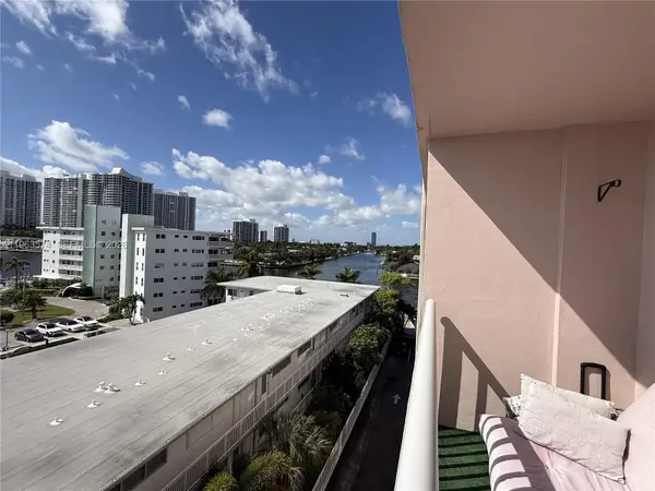 3161 S Ocean Dr #608, Hallandale Beach, FL 33009