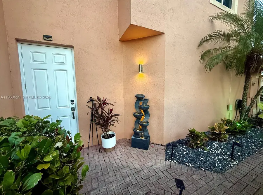 5772 NW 127th Ter, Coral Springs, FL 33076 - #2