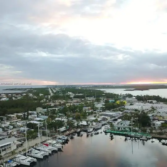 118 Burgundy Dr, Tavernier, FL 33070 - #2