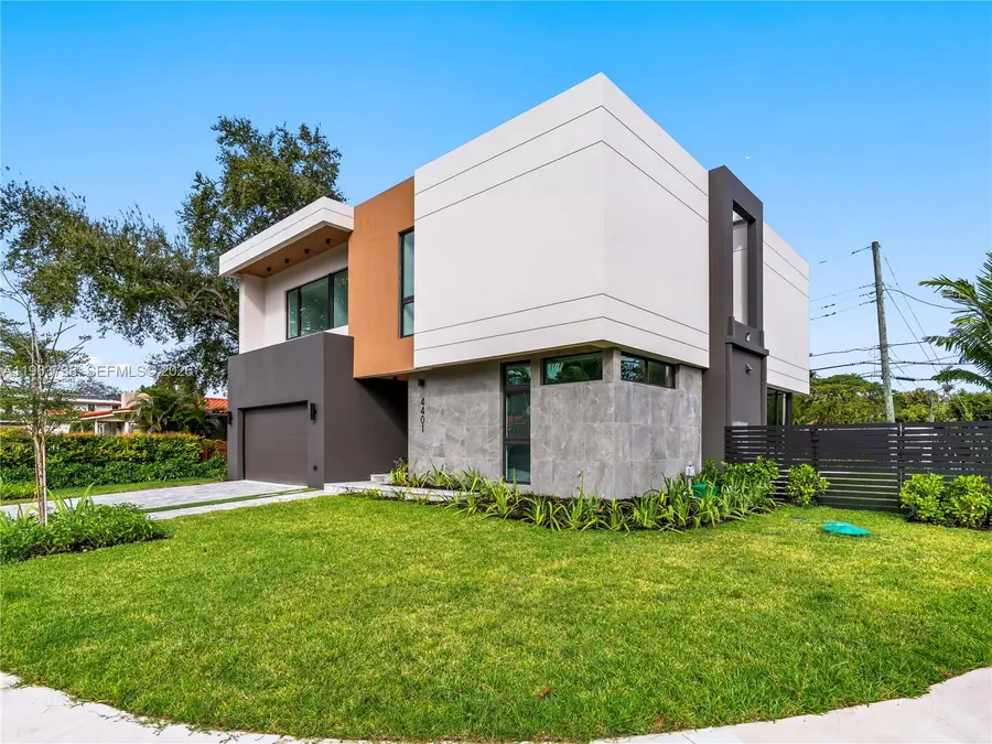 4401 SW 14th St, Miami, FL 33134 - #2