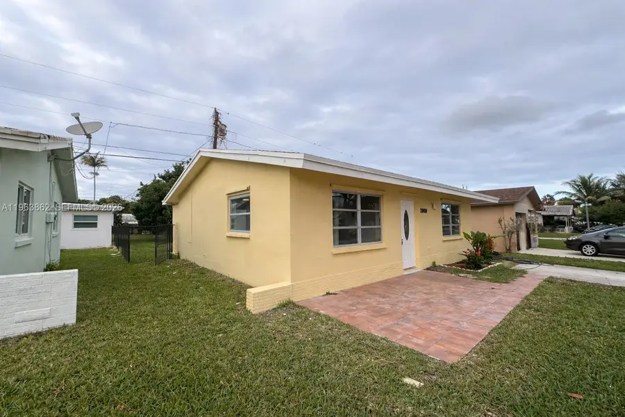 2609 NW 54th St, Tamarac, FL 33309 - #2