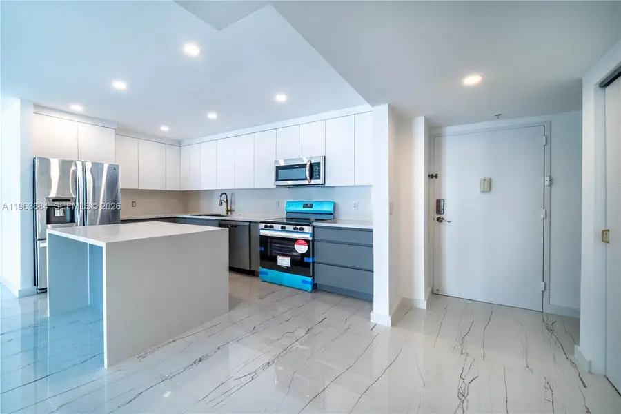 19380 Collins Ave #1105, Sunny Isles Beach, FL 33160 - #2