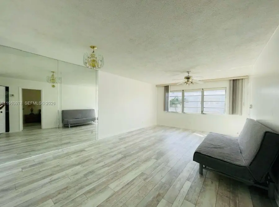 410 SE 2nd St #210, Hallandale Beach, FL 33009 - #2