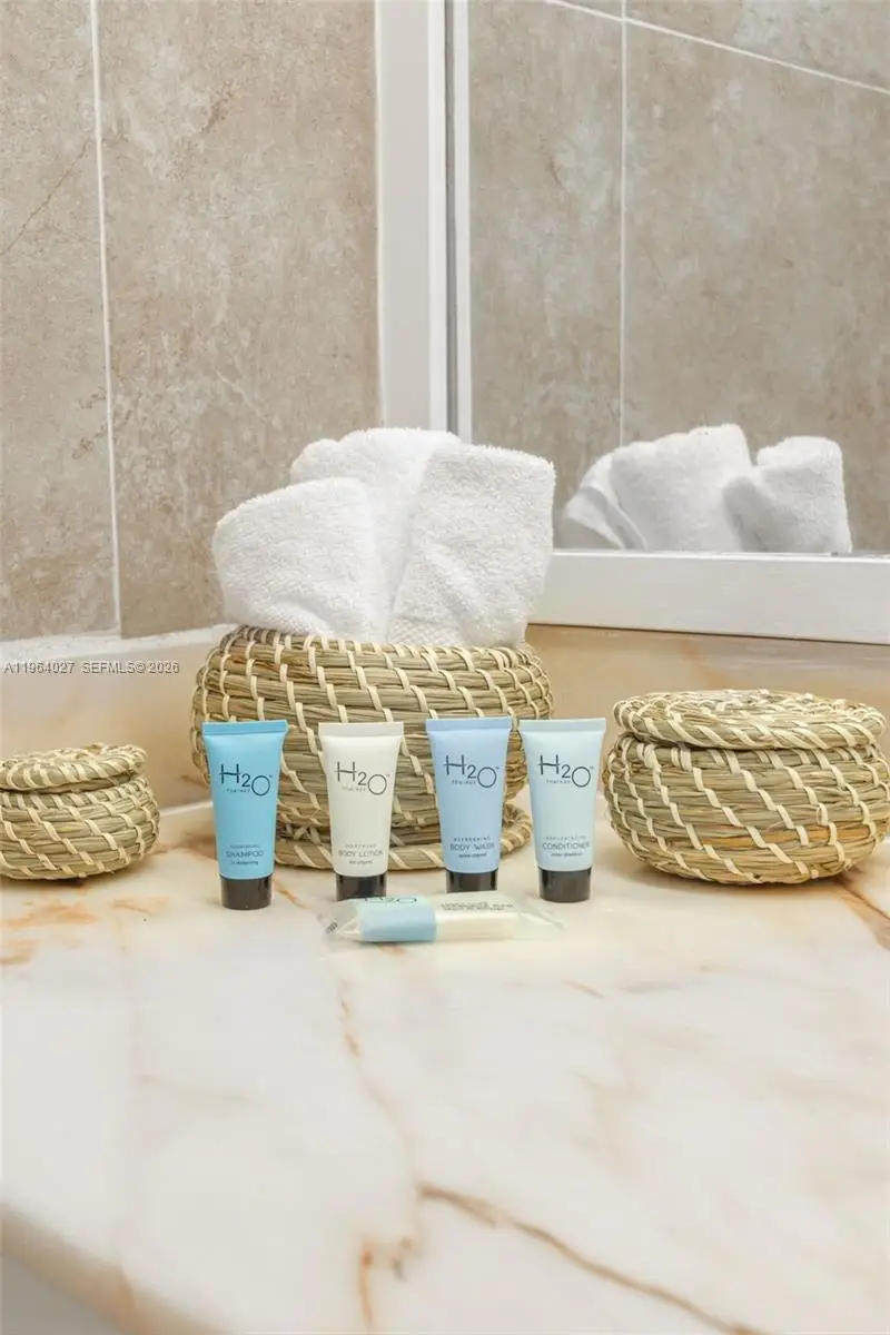 5445 Collins Ave #1623, Miami Beach, FL 33140 - #3