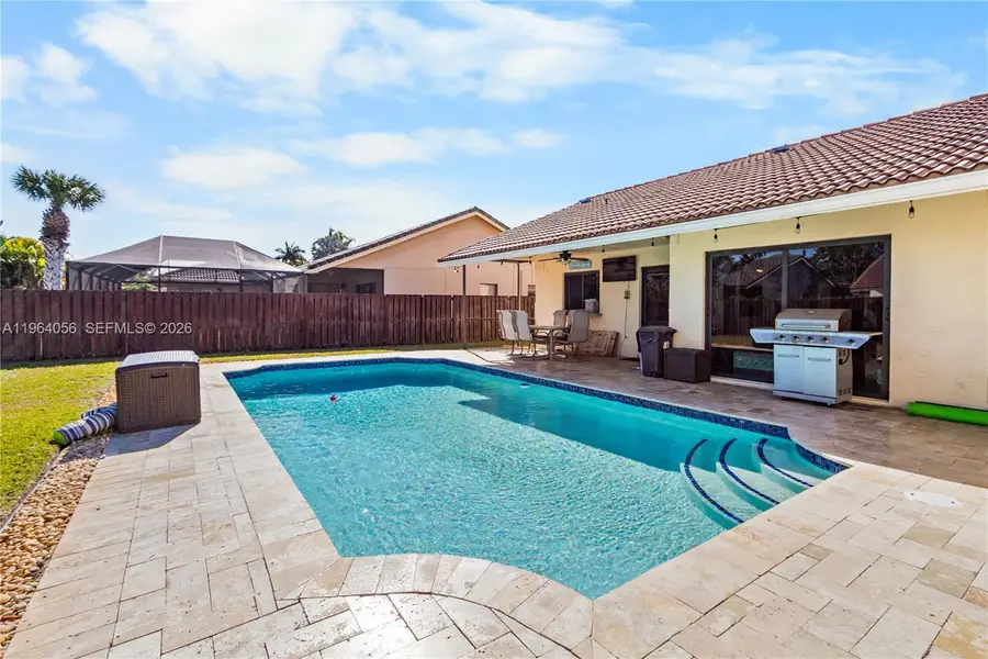 375 NW 107th Ter, Coral Springs, FL 33071 - #3