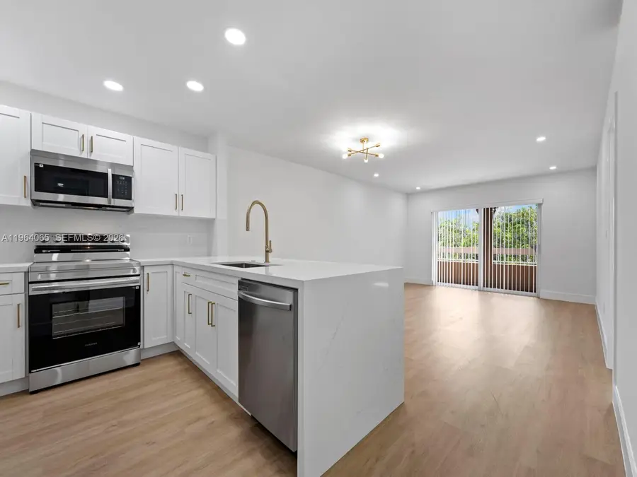 8101 Camino Real #C-320, Miami, FL 33143 - #3