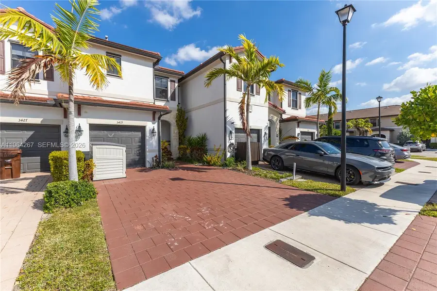3419 W 105th Pl, Hialeah, FL 33018 - #3