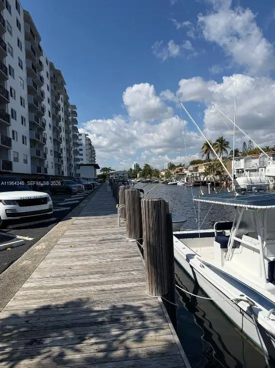 3703 NE 166th St #301, North Miami Beach, FL 33160