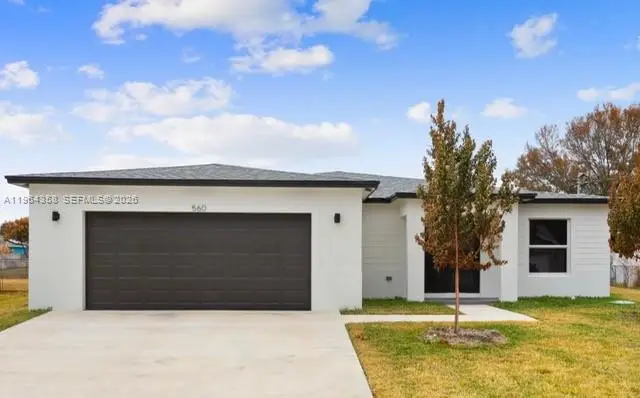 560 SW Carter Ave, Port Saint Lucie, FL 34983 - #1