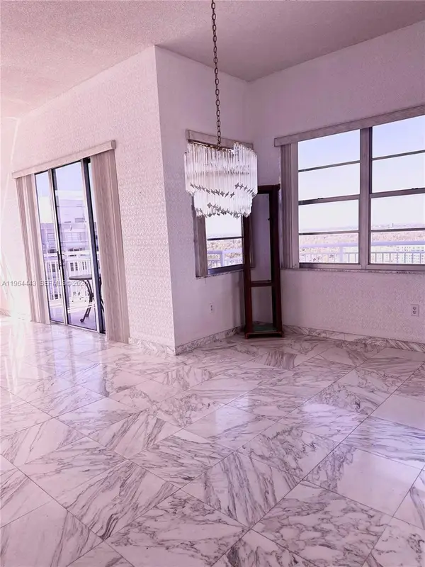 18051 Biscayne Blvd #PH05, Aventura, FL 33160