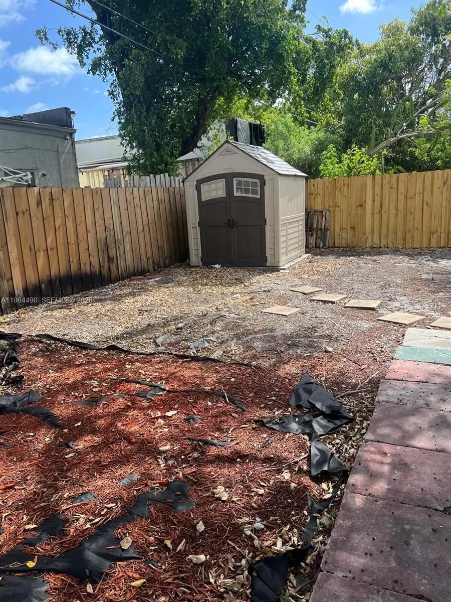 2561 NW 18th Ct, Fort Lauderdale, FL 33311 - #1