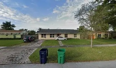 9261 SW 183rd Ter, Palmetto Bay, FL 33157