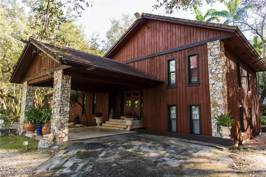 15425 SW 268th St, Homestead, FL 33032 - #2