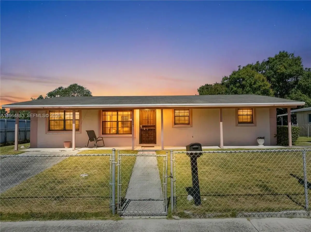 10721 SW 149th Ter, Miami, FL 33176 - #1