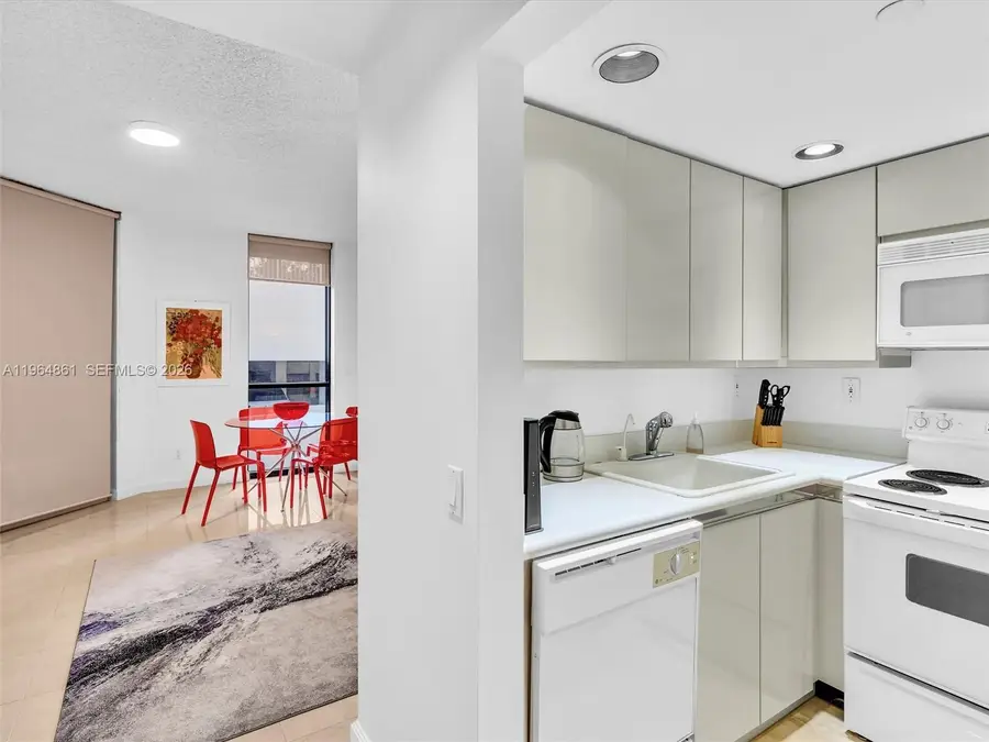 21150 Point Pl #305, Aventura, FL 33180 - #2