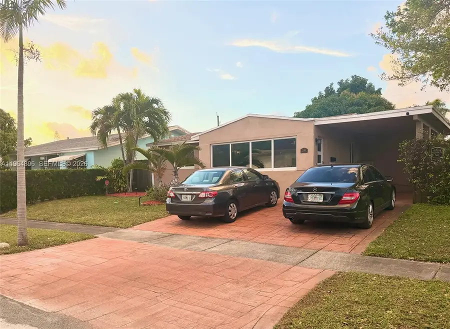 295 SW 9th St, Dania Beach, FL 33004 - #2