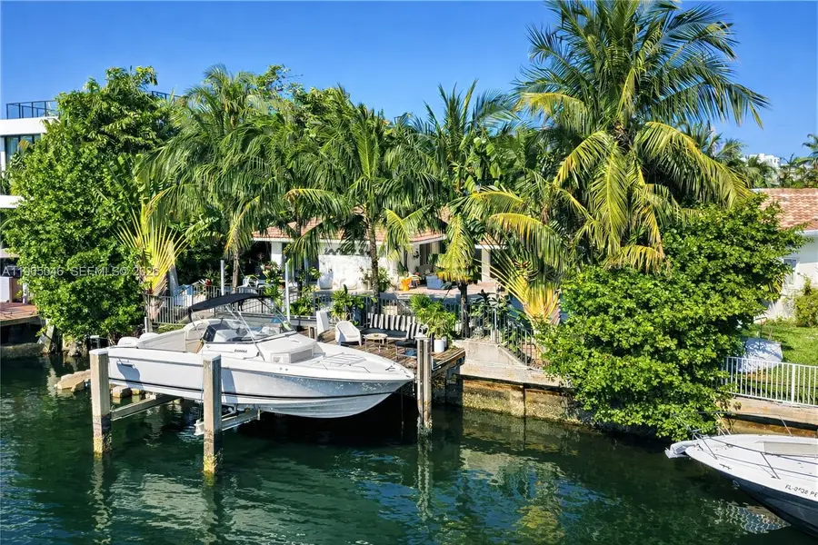 3400 NE 165th St, North Miami Beach, FL 33160 - #2