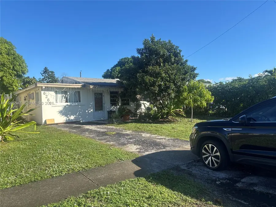 6261 SW 25th St, Miramar, FL 33023 - #2