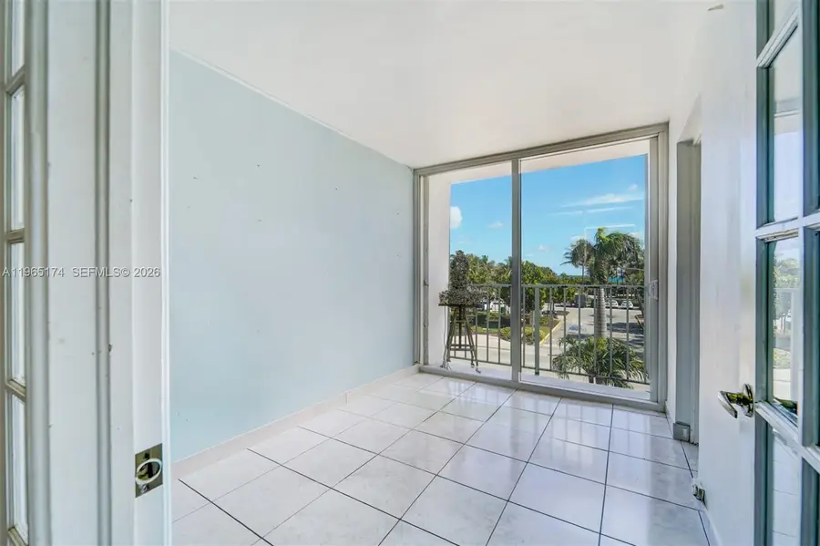 6450 Collins Ave #202, Miami Beach, FL 33141 - #3