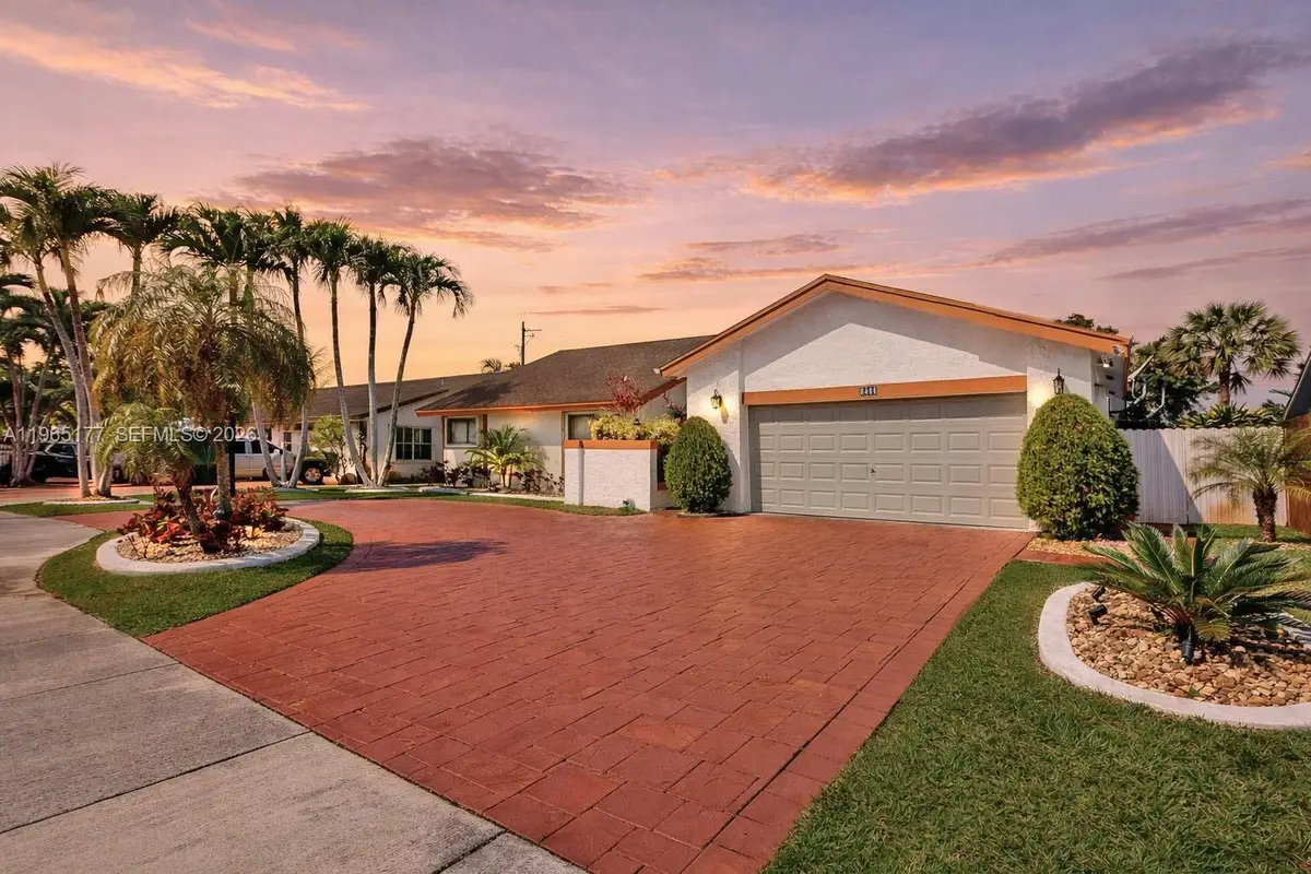 9400 SW 100th Ave Rd, Miami, FL 33176 - #1