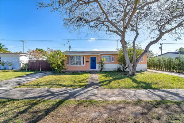 3235 SW 93rd Ct, Miami, FL 33165