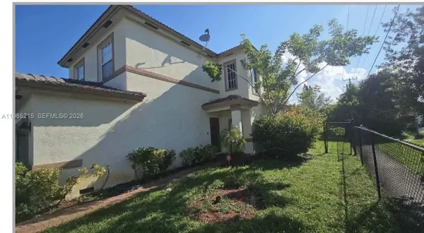 Address Withheld By Seller, Lauderhill, FL 33313