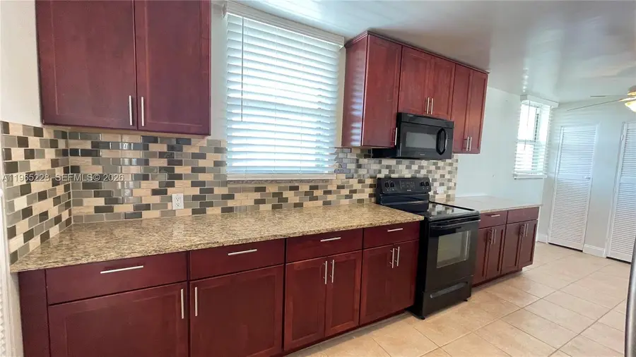 3703 NE 166th St #602, North Miami Beach, FL 33160 - #3