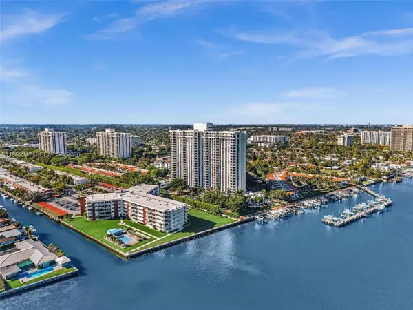 4000 Towerside Ter #TS9, Miami, FL 33138