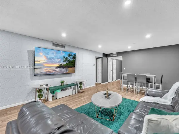 6201 N Falls Cir Dr #210, Lauderhill, FL 33319