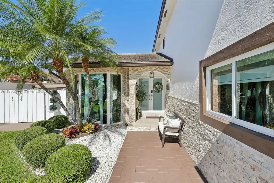 6173 NW 181st Terr Cir N, Hialeah, FL 33015 - #3