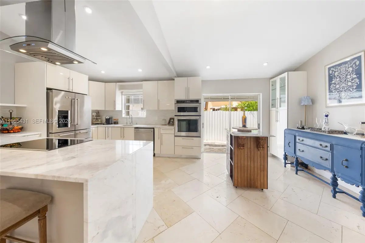 15642 SW 59th St, Miami, FL 33193 - #1