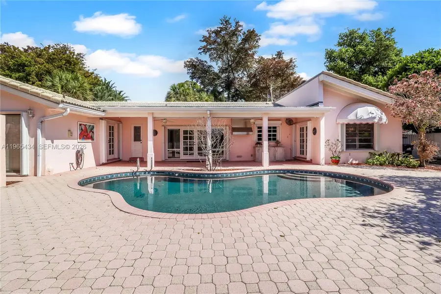 9620 E Calusa Club Dr, Miami, FL 33186 - #2