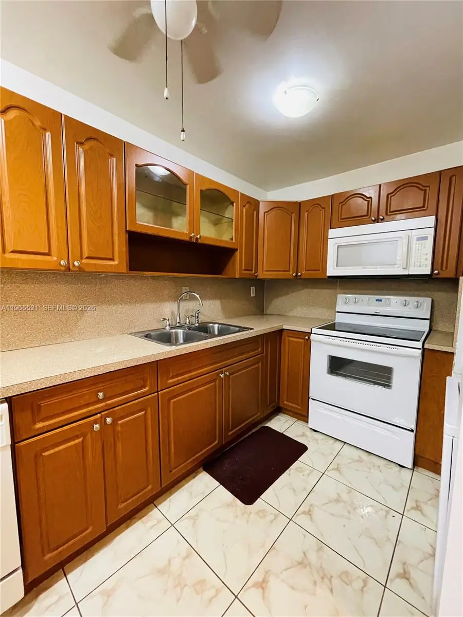 10000 NW 80th Ct #2331, Hialeah Gardens, FL 33016 - #2